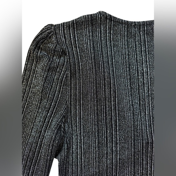 ✨ Abbeline Black Metallic Ribbed Mini Dress – Size Small in excellent condition - Picture 5 of 8